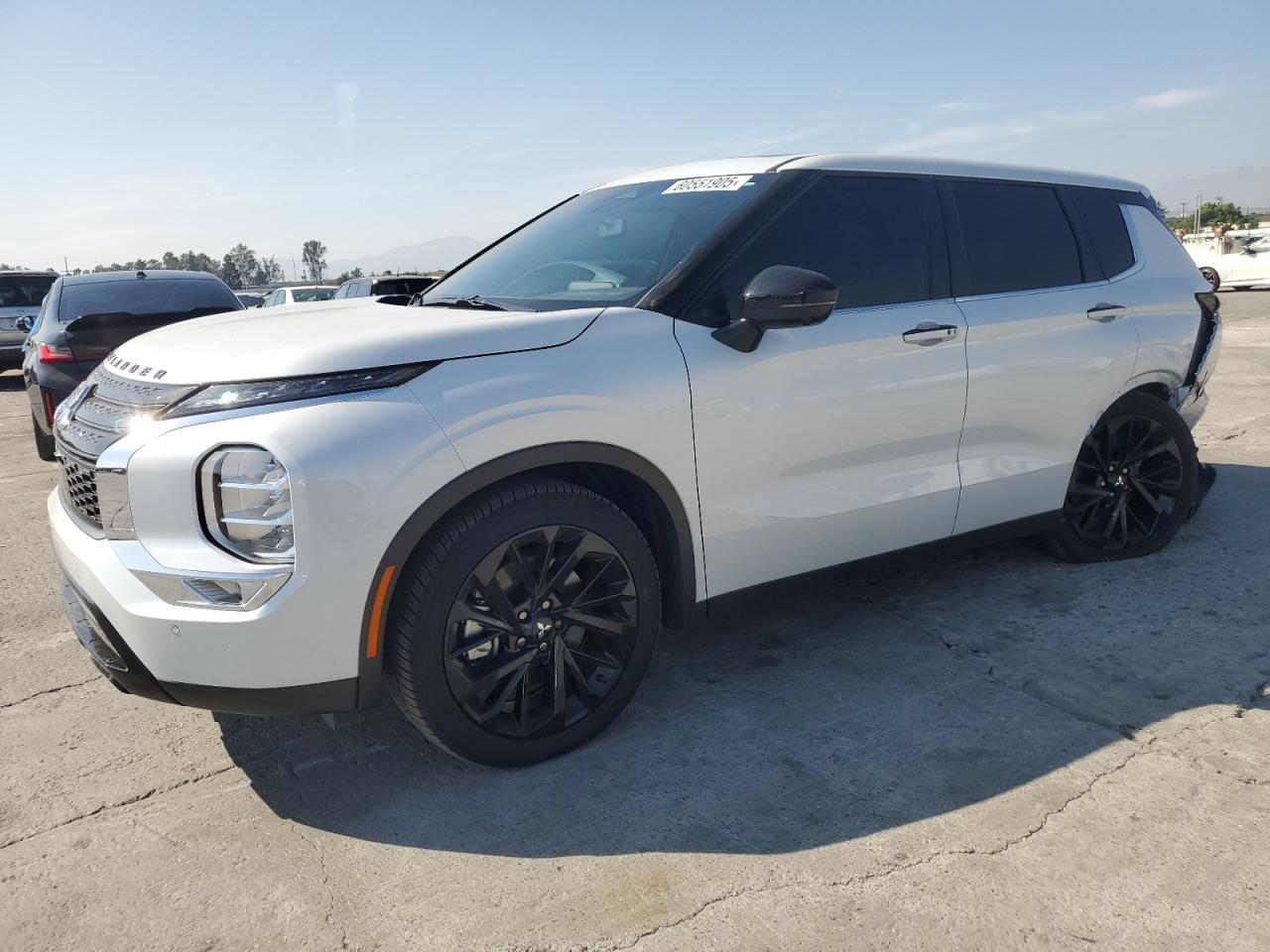 MITSUBISHI OUTLANDER 2024