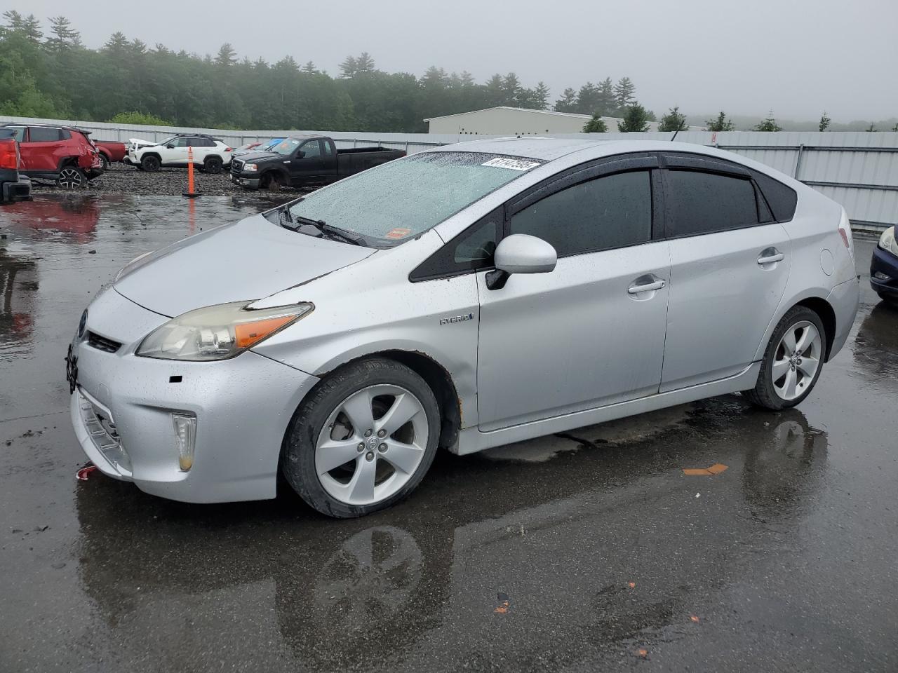 TOYOTA PRIUS 2014