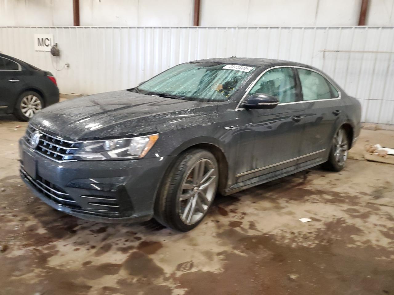 VOLKSWAGEN PASSAT R-L 2017
