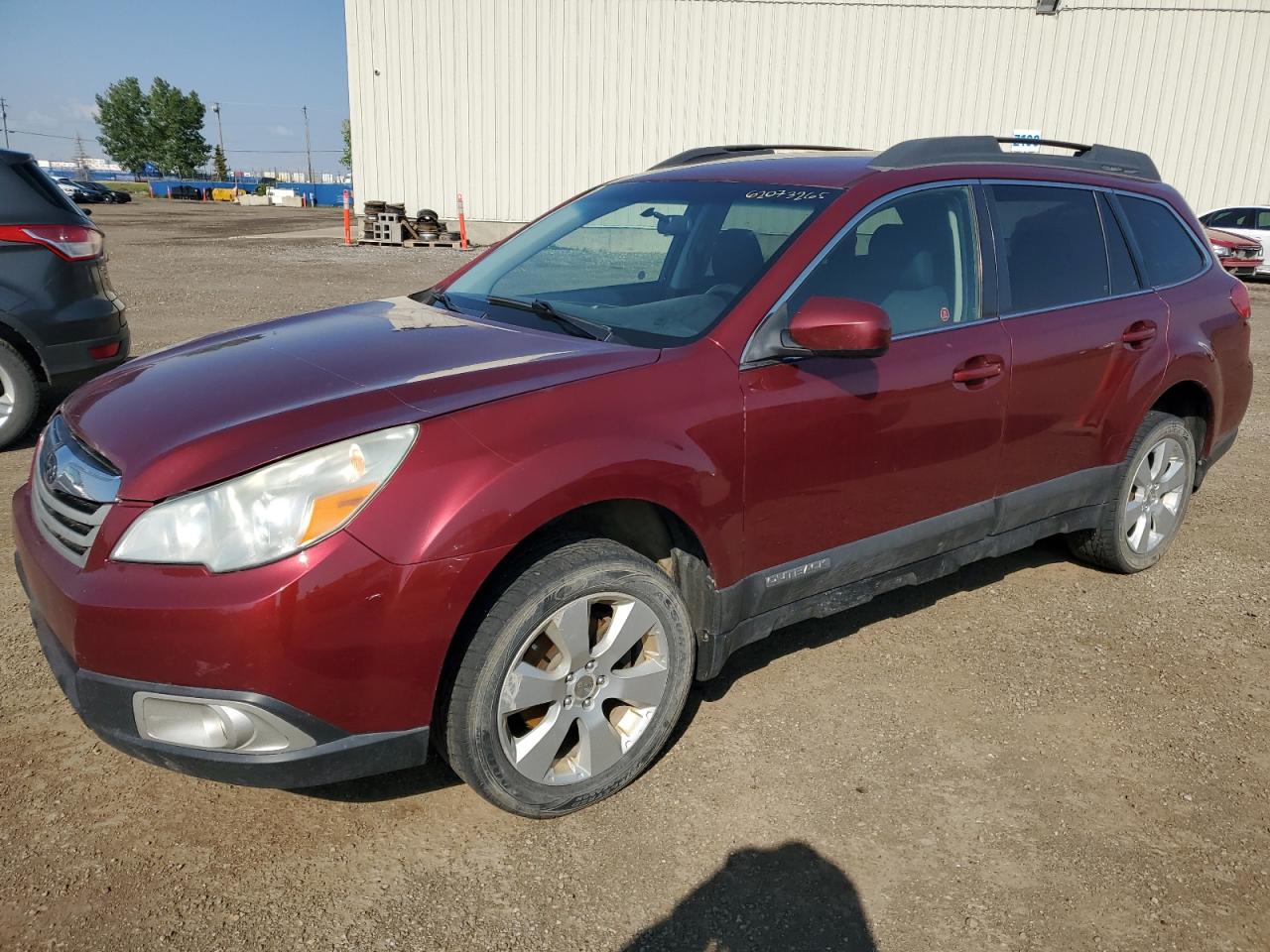 SUBARU OUTBACK 2. 2012