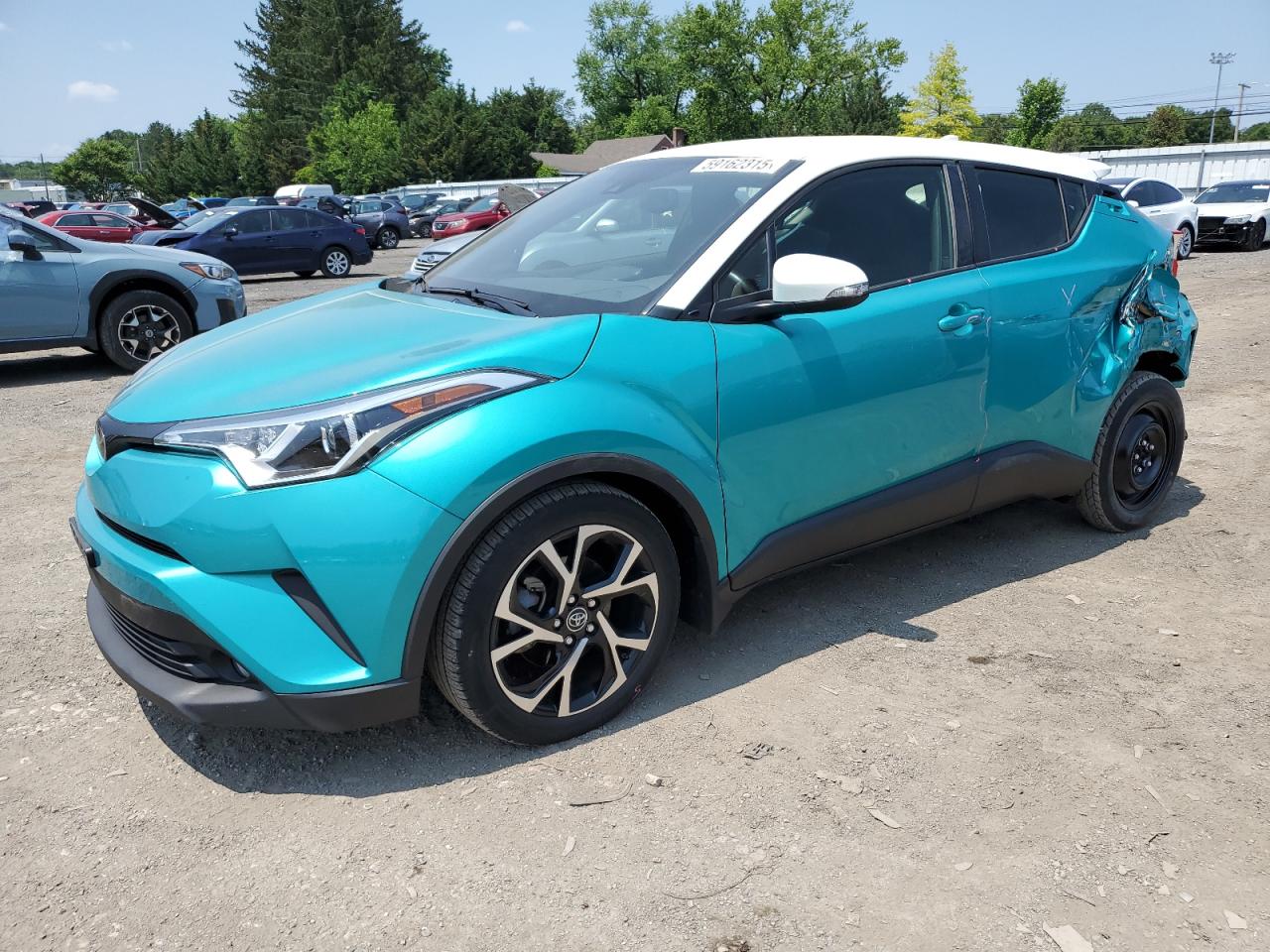 TOYOTA C-HR XLE 2018