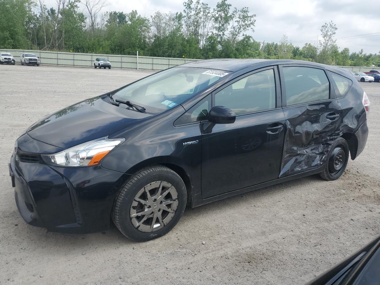 TOYOTA PRIUS V 2016