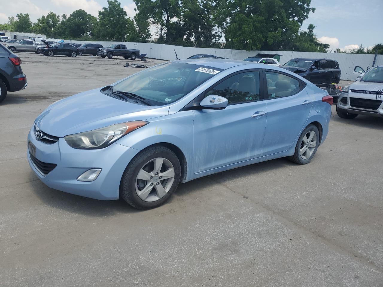 HYUNDAI ELANTRA GL 2013