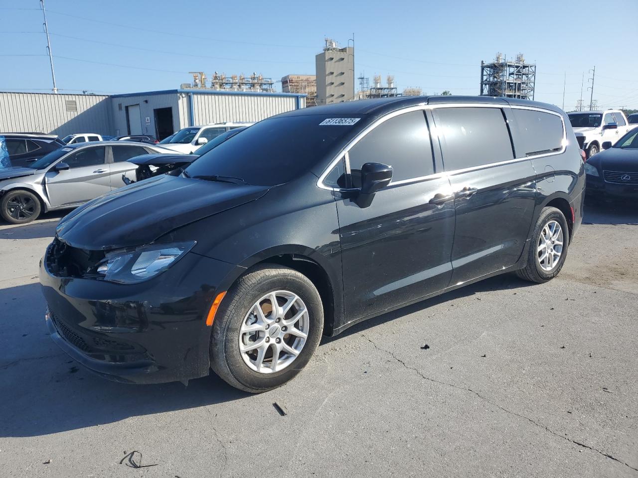 CHRYSLER VOYAGER LX 2023
