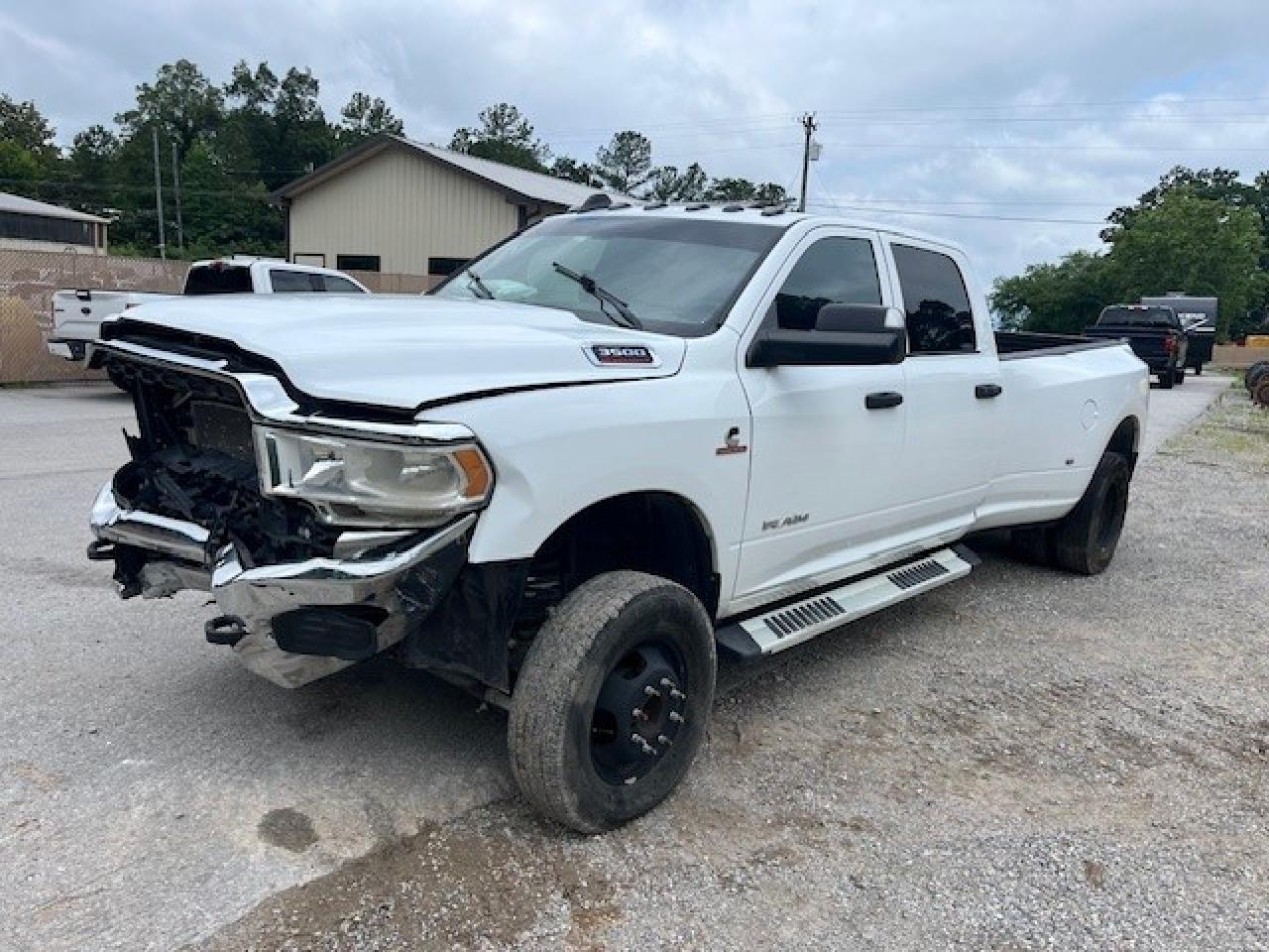 RAM 3500 TRADE 2021