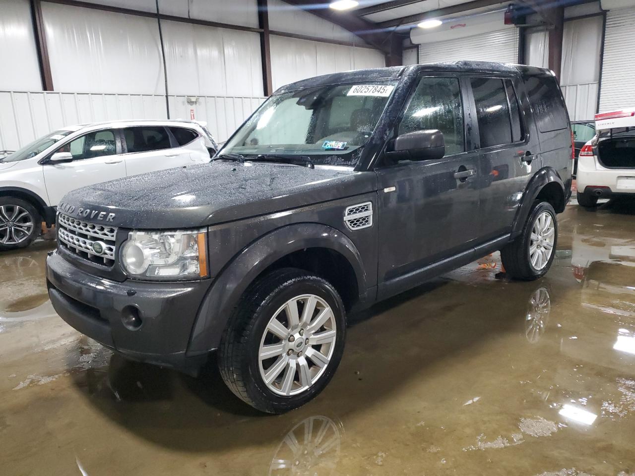 LAND ROVER LR4 HSE 2013