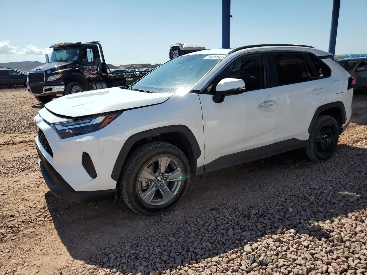 TOYOTA RAV4 XLE 2024