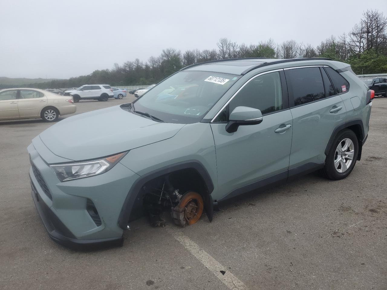 TOYOTA RAV4 XLE 2019