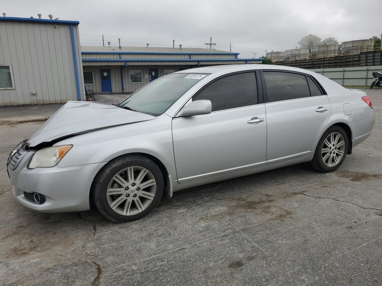 TOYOTA AVALON 2010