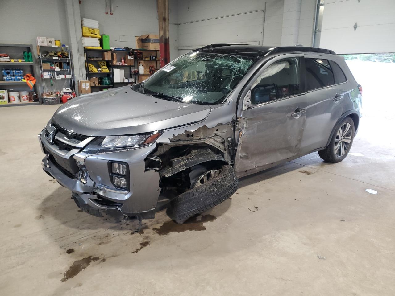 MITSUBISHI RVR SE 2021