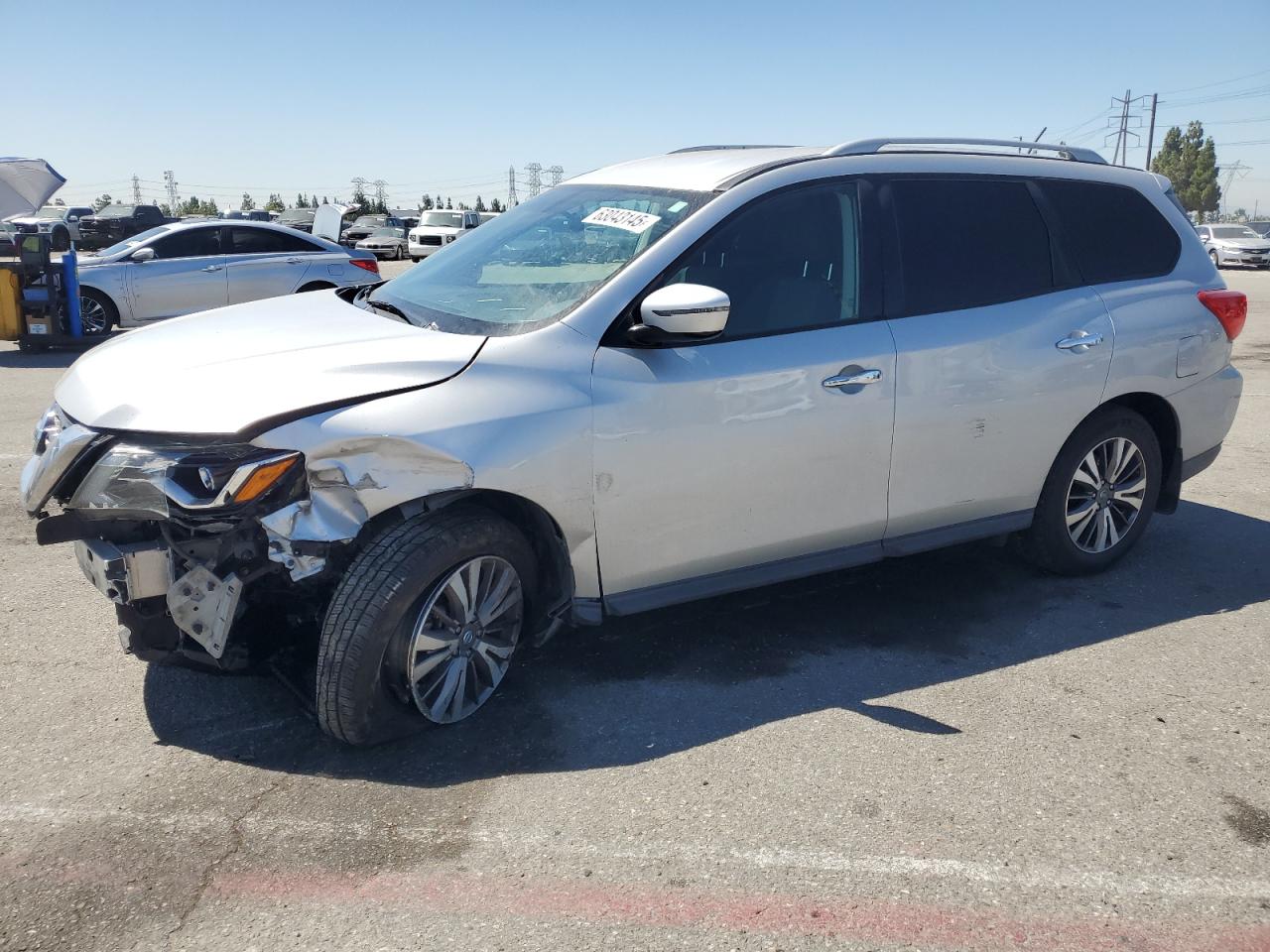 NISSAN PATHFINDER 2017