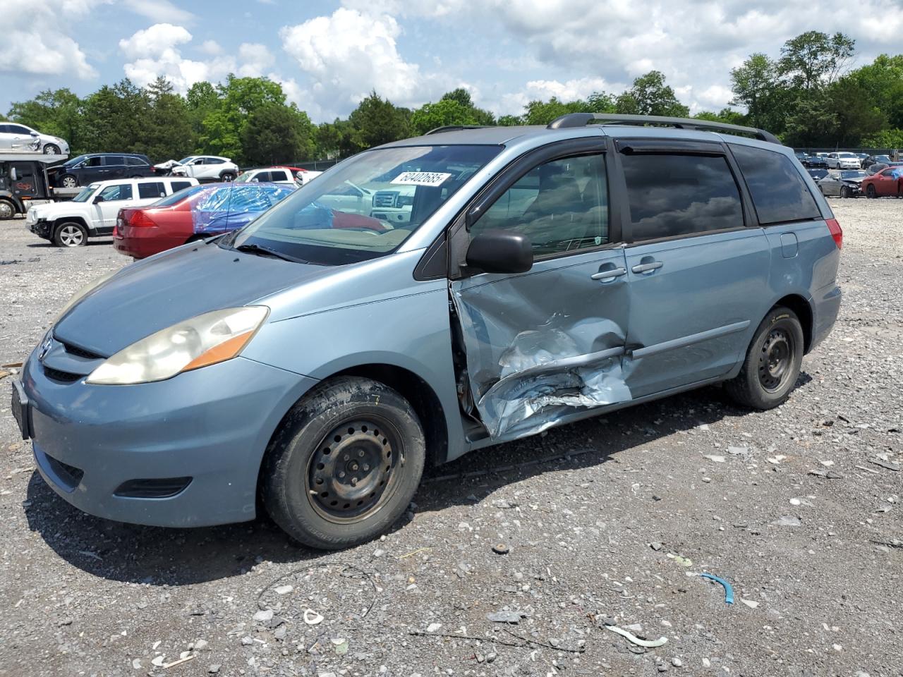 TOYOTA SIENNA CE 2007