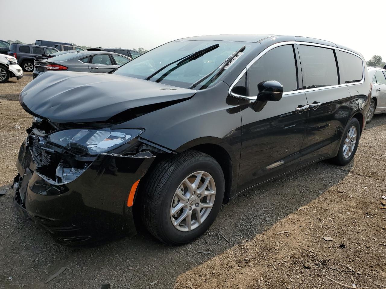 CHRYSLER VOYAGER LX 2025