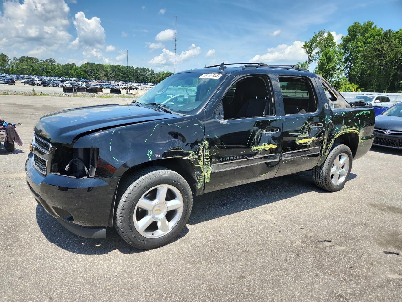 CHEVROLET AVALANCHE 2013