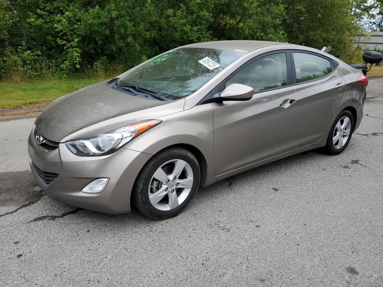 HYUNDAI ELANTRA GL 2013