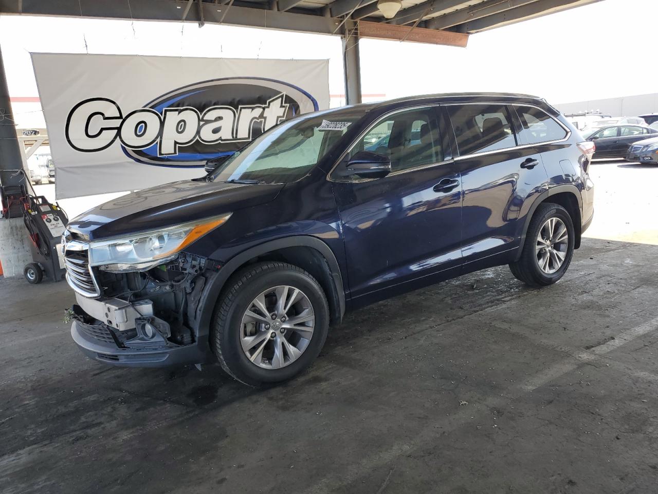 TOYOTA HIGHLANDER 2015