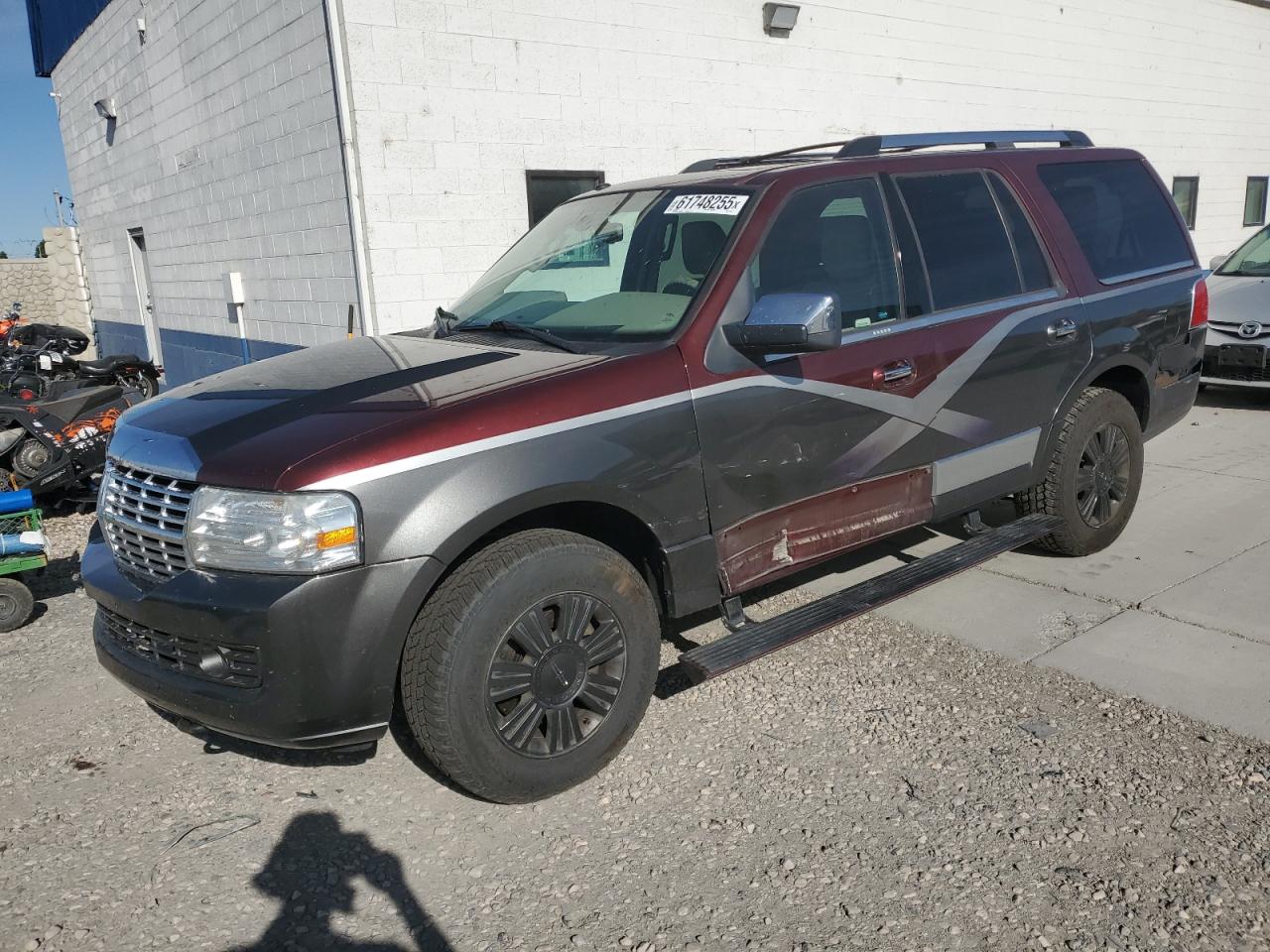 LINCOLN NAVIGATOR 2010