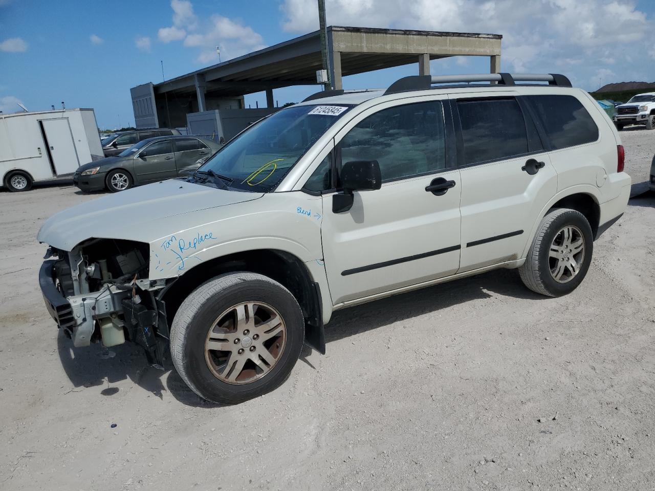 MITSUBISHI ENDEAVOR L 2006