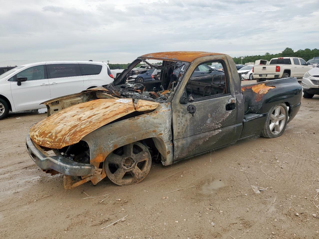 CHEVROLET SILVERADO 2002