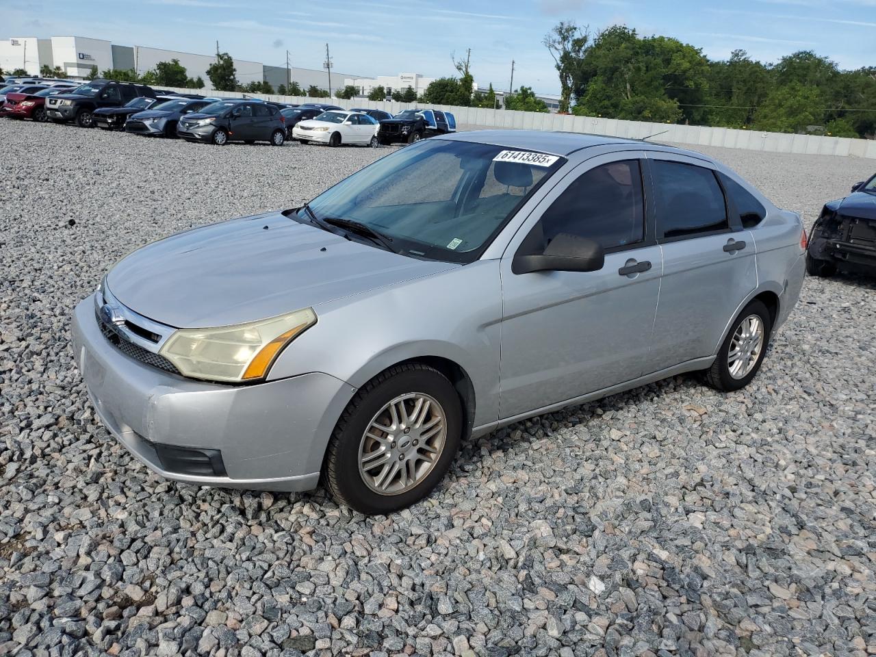 FORD FOCUS SE 2010