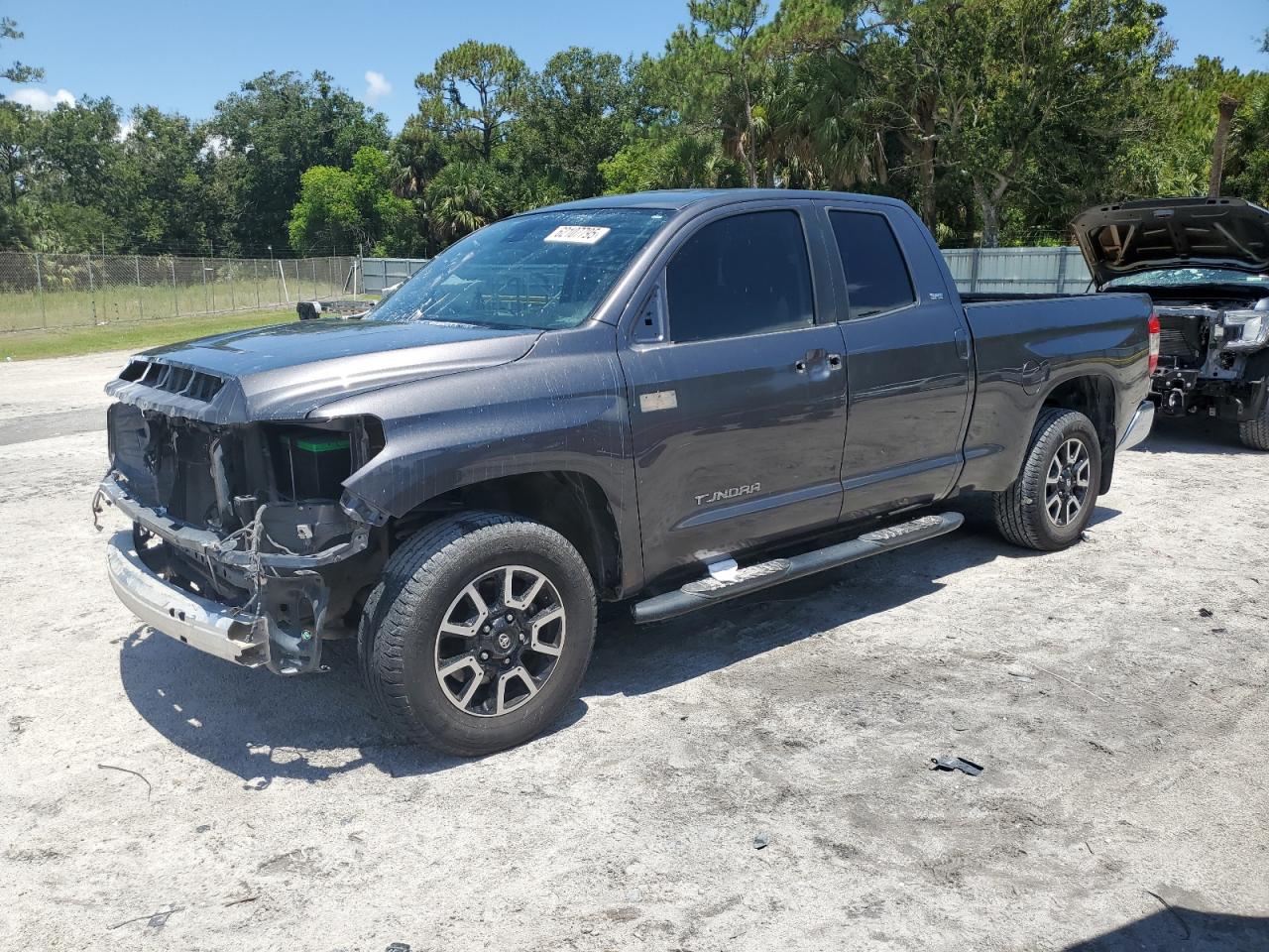 TOYOTA TUNDRA DOU 2018