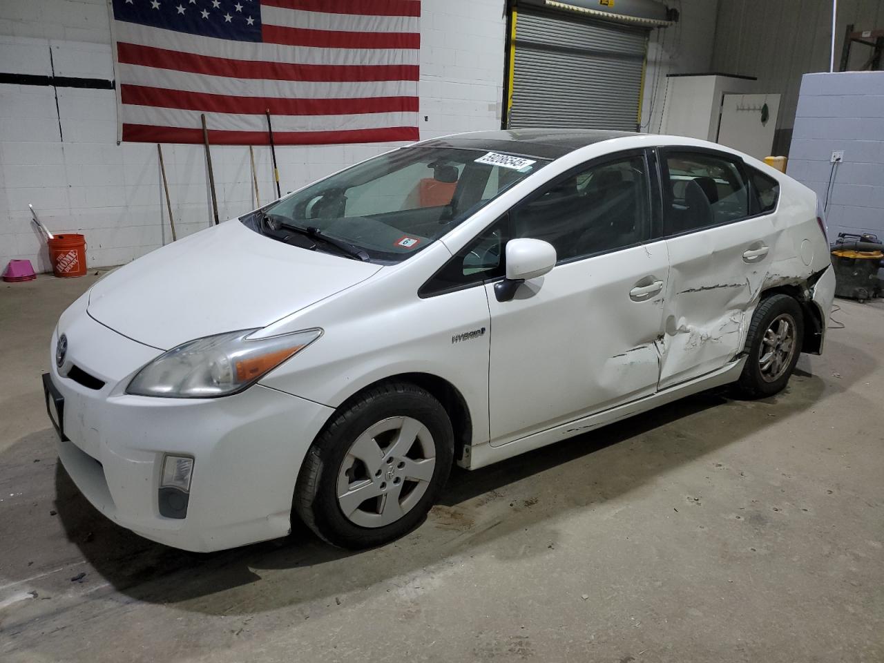 TOYOTA PRIUS 2011