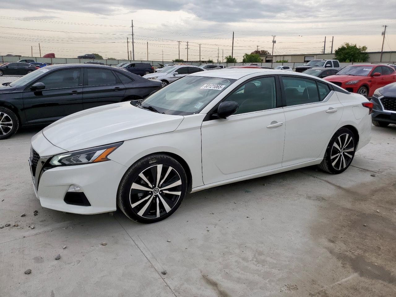 NISSAN ALTIMA SR 2022
