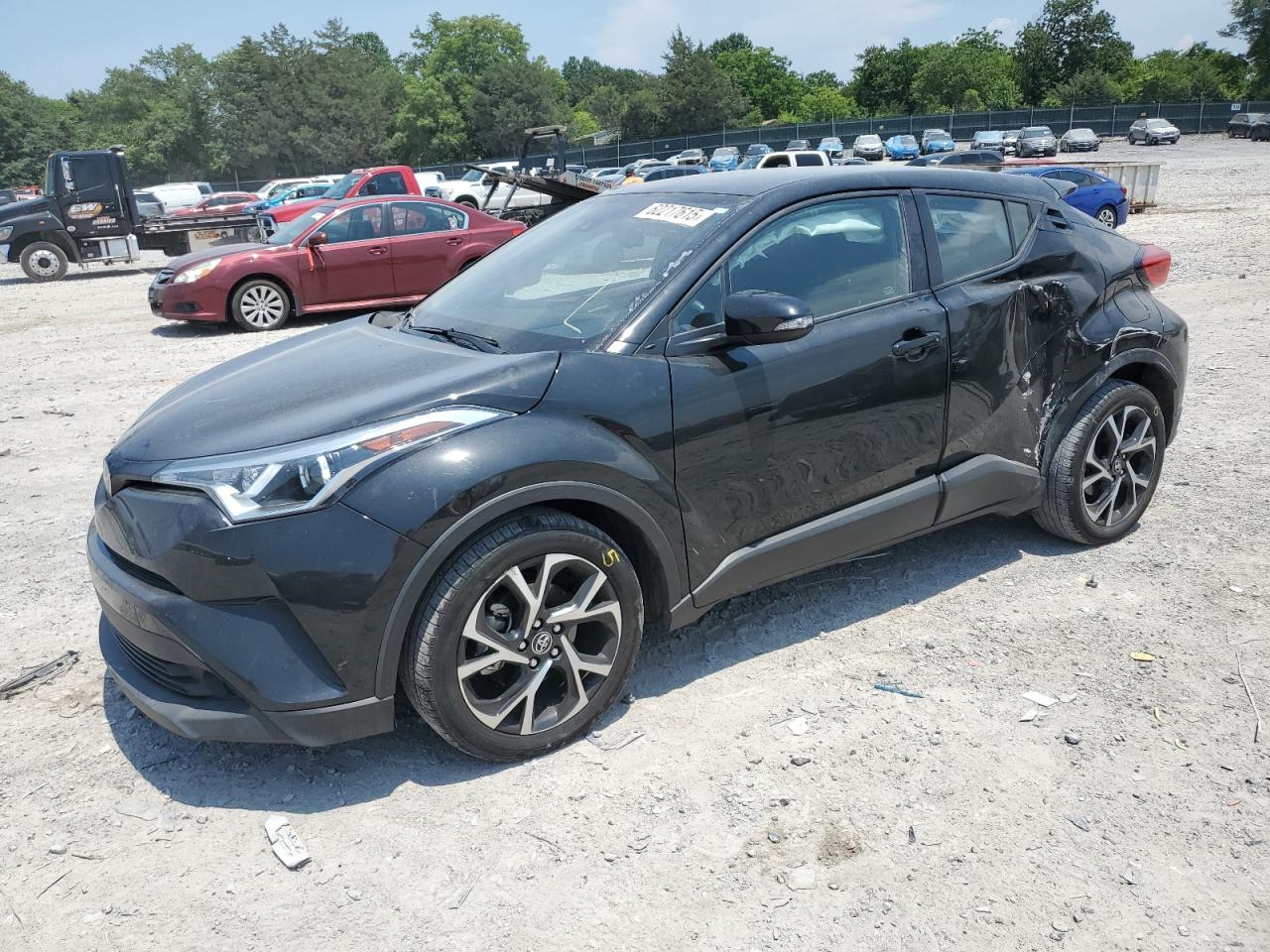 TOYOTA C-HR XLE 2018