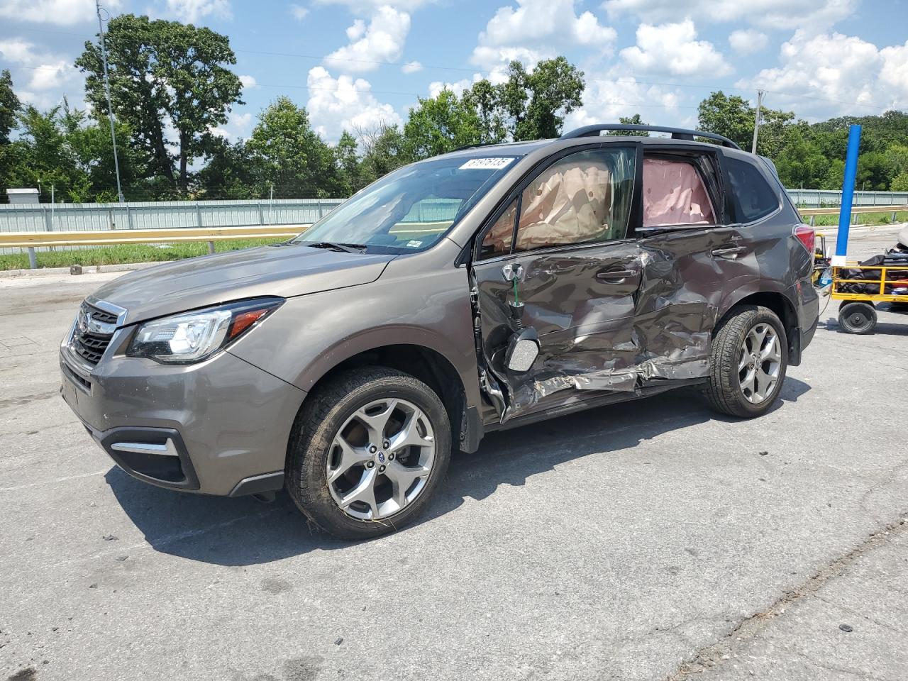 SUBARU FORESTER 2 2018