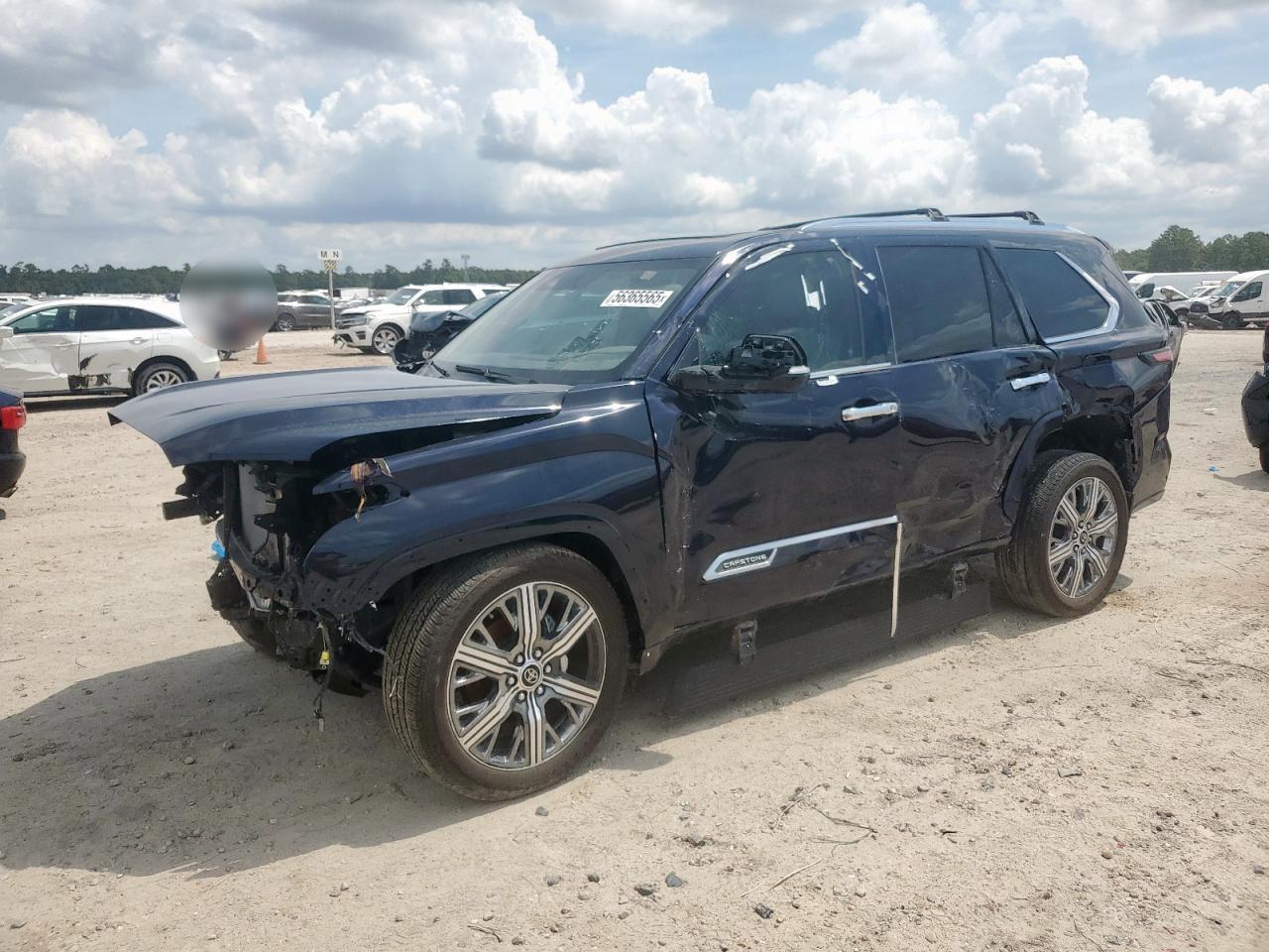 TOYOTA SEQUOIA SR 2024