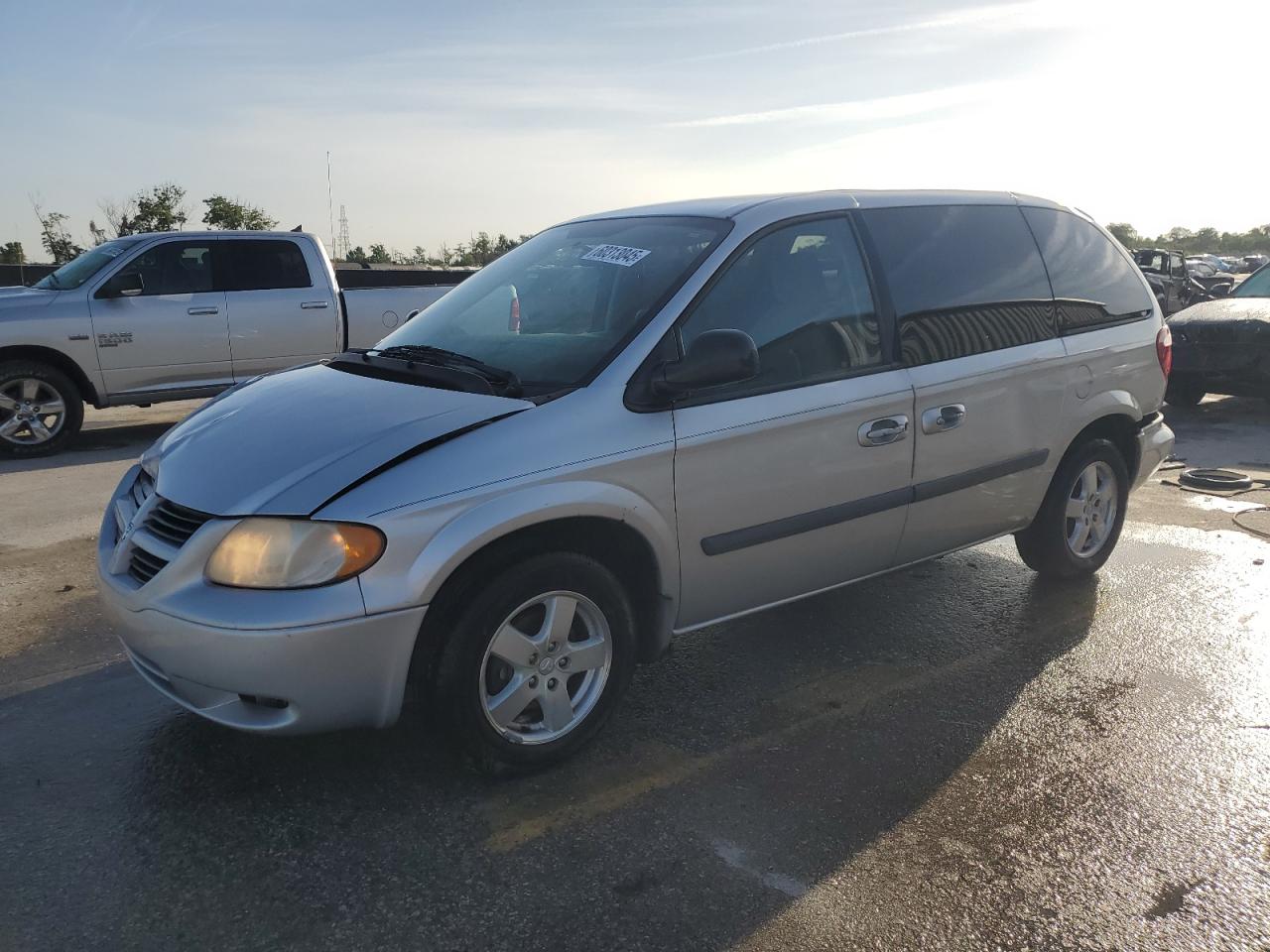 DODGE CARAVAN SX 2005