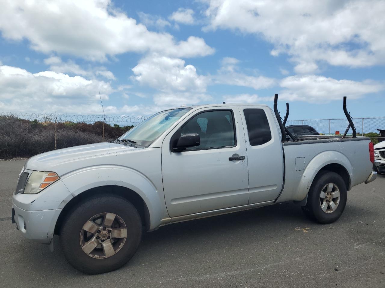 NISSAN FRONTIER S 2013