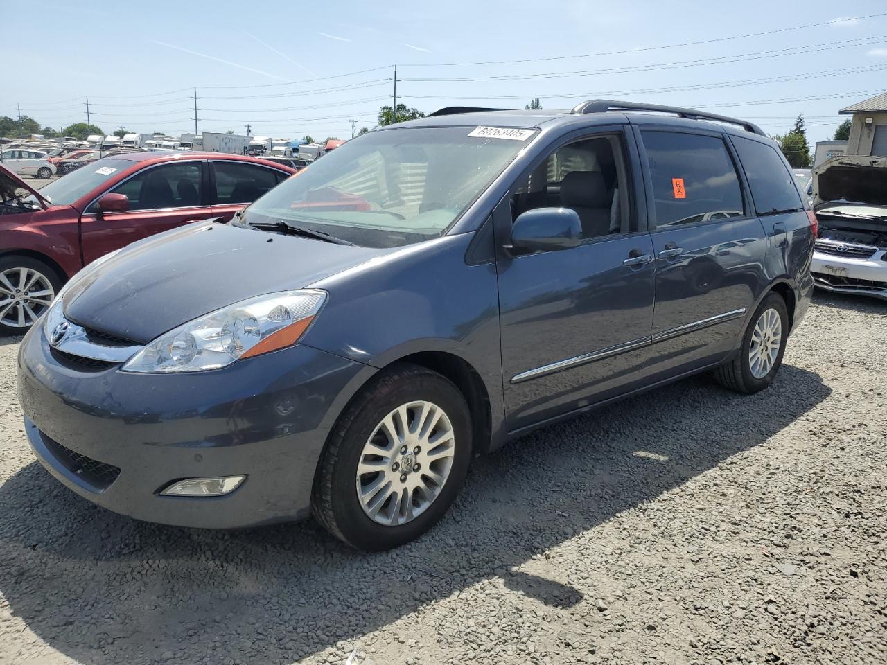 TOYOTA SIENNA XLE 2008