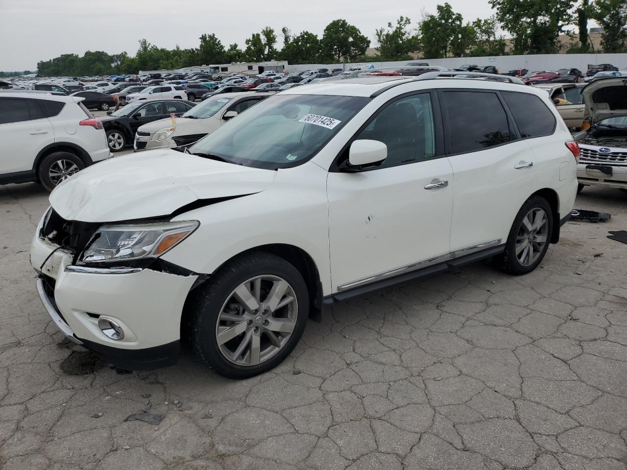 NISSAN PATHFINDER 2016