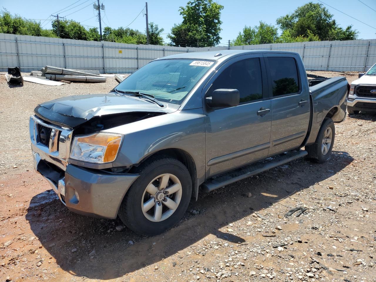 NISSAN TITAN S 2014
