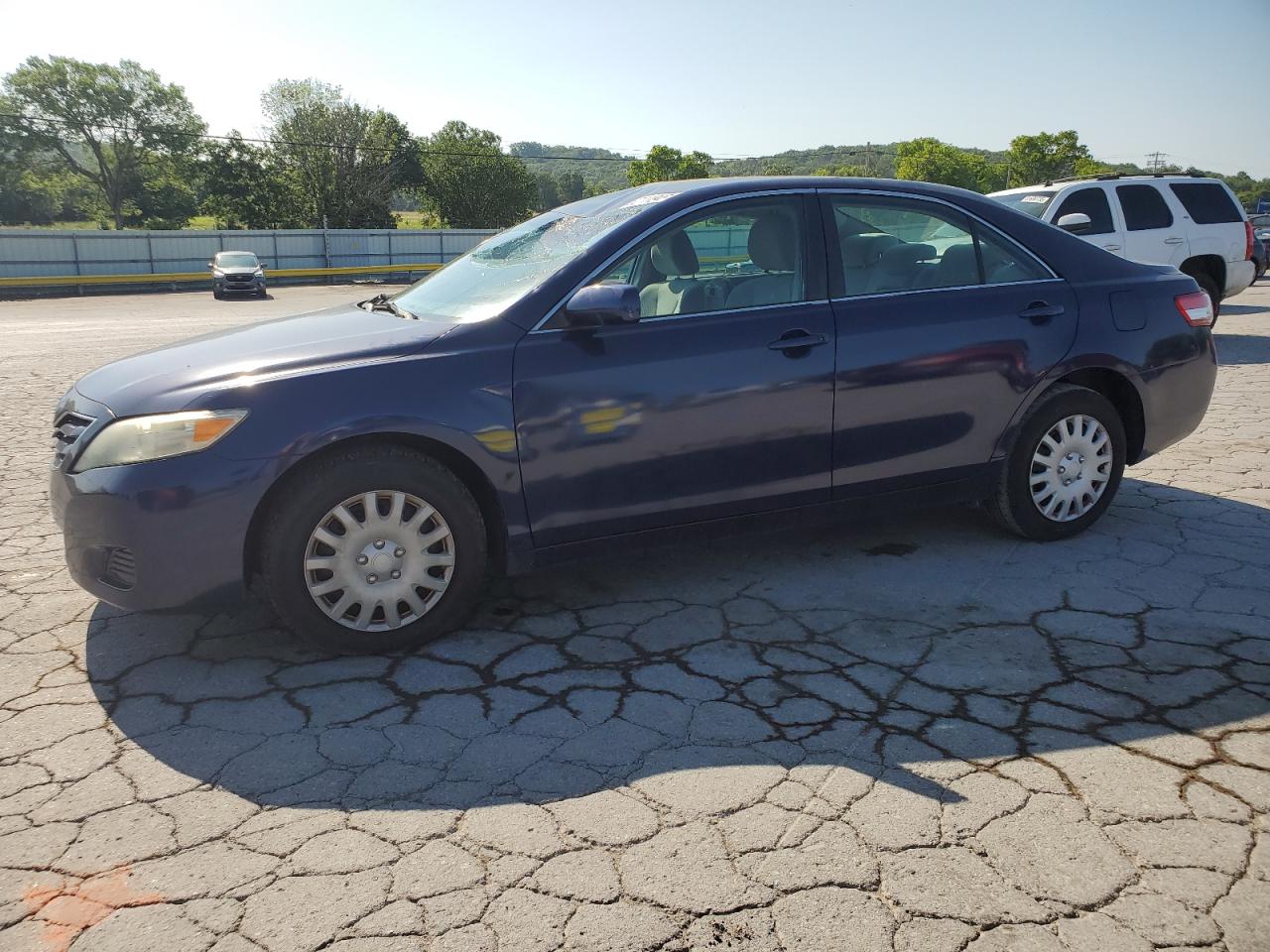 TOYOTA CAMRY BASE 2011
