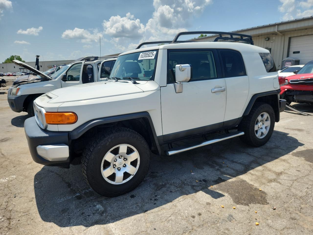 TOYOTA FJ CRUISER 2012