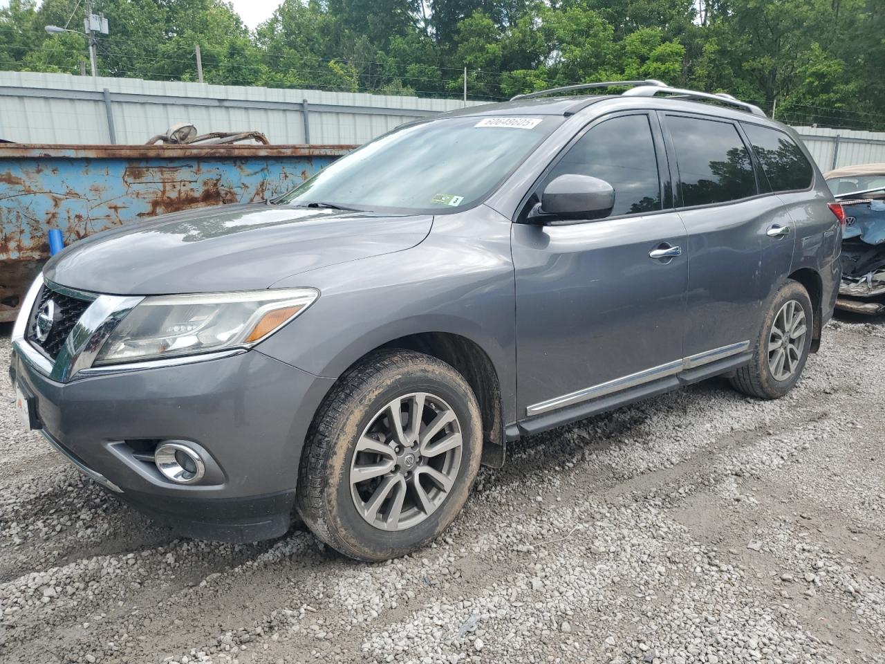 NISSAN PATHFINDER 2016