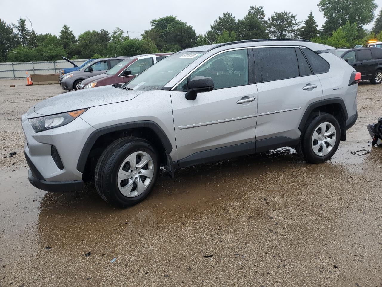 TOYOTA RAV4 LE 2021