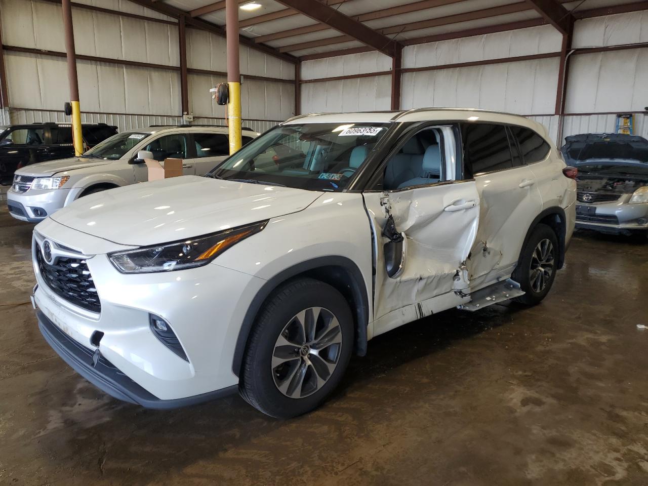 TOYOTA HIGHLANDER 2021