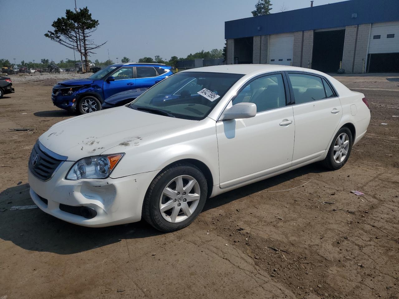 TOYOTA AVALON XL 2008