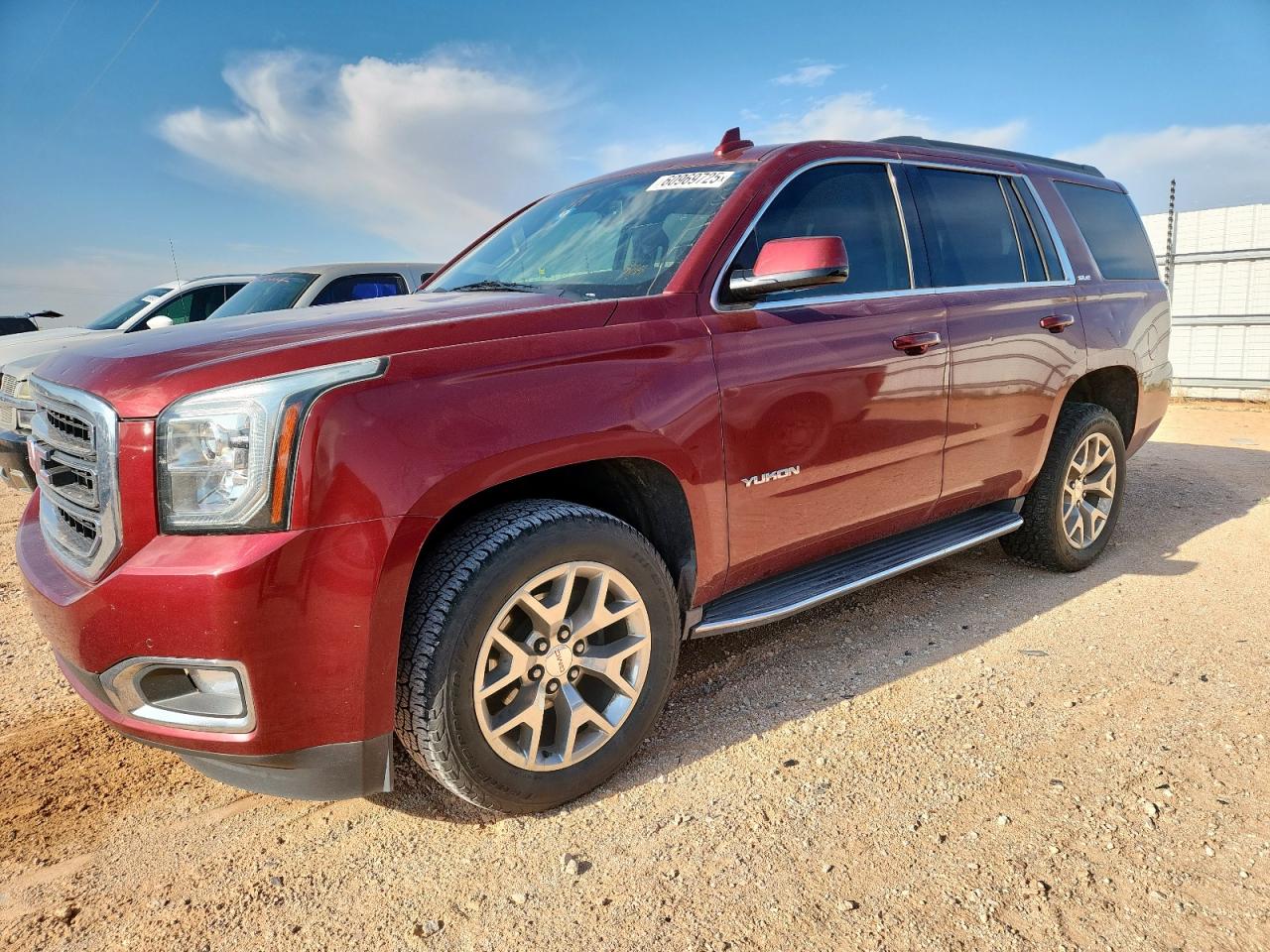 GMC YUKON SLE 2019