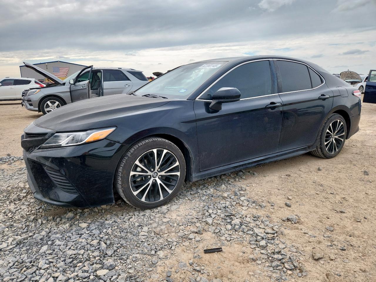 TOYOTA CAMRY SE 2020