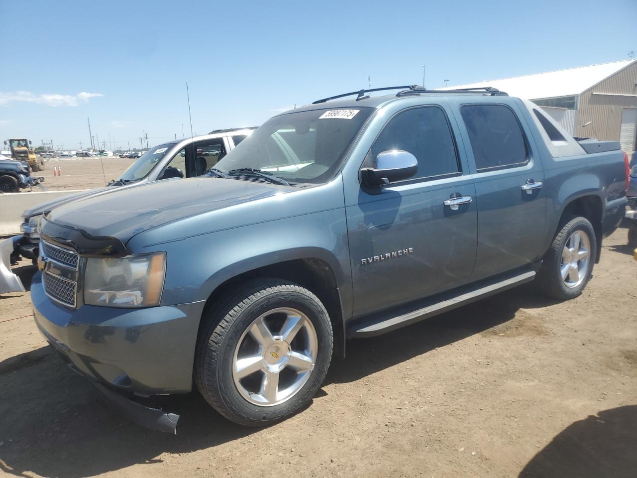 CHEVROLET AVALANCHE 2011