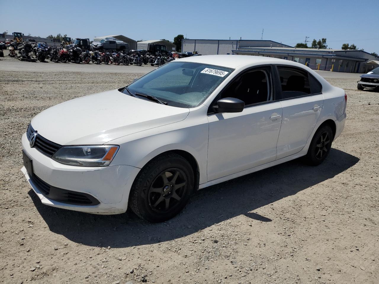 VOLKSWAGEN JETTA BASE 2013