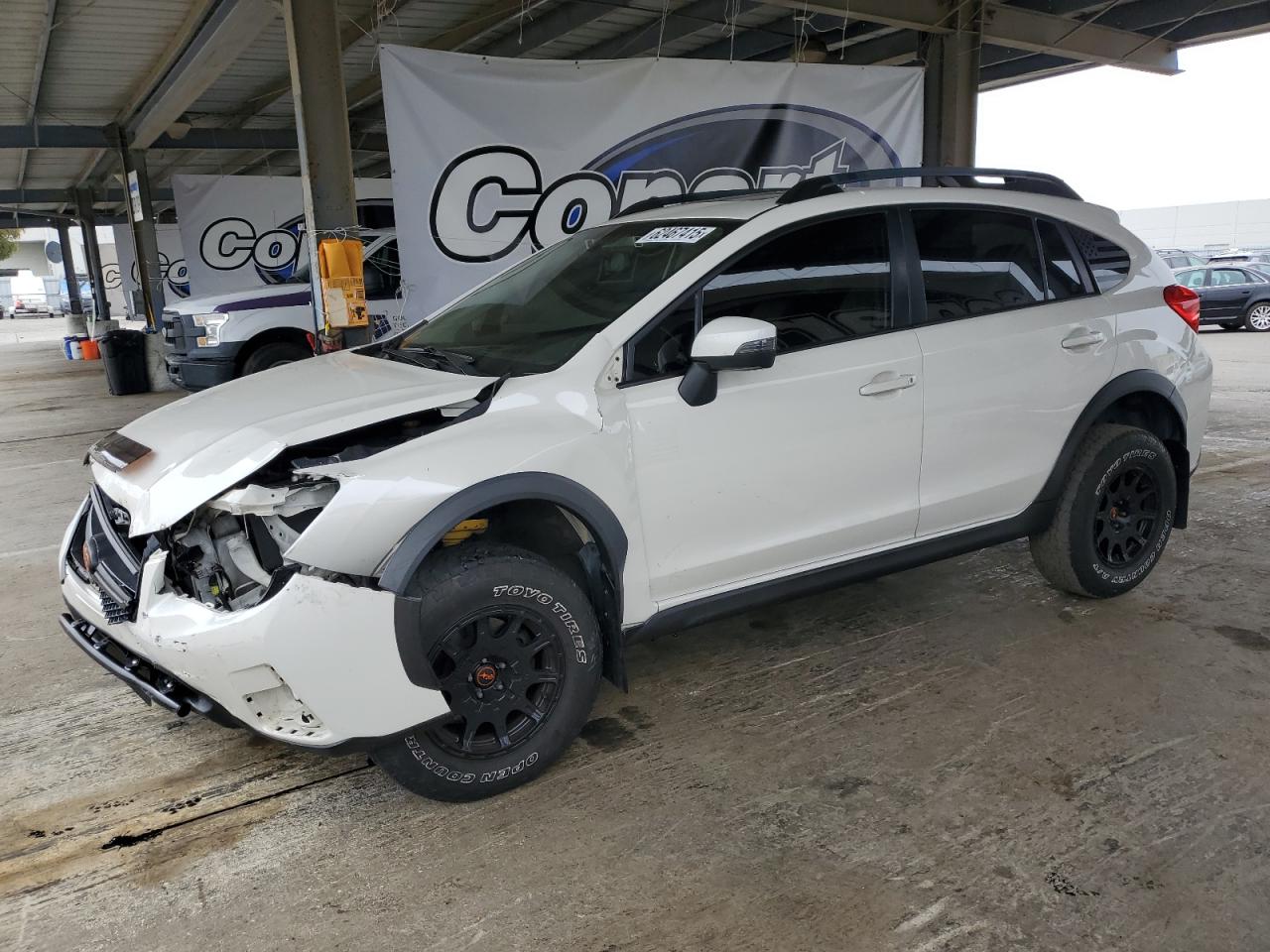 SUBARU CROSSTREK 2016