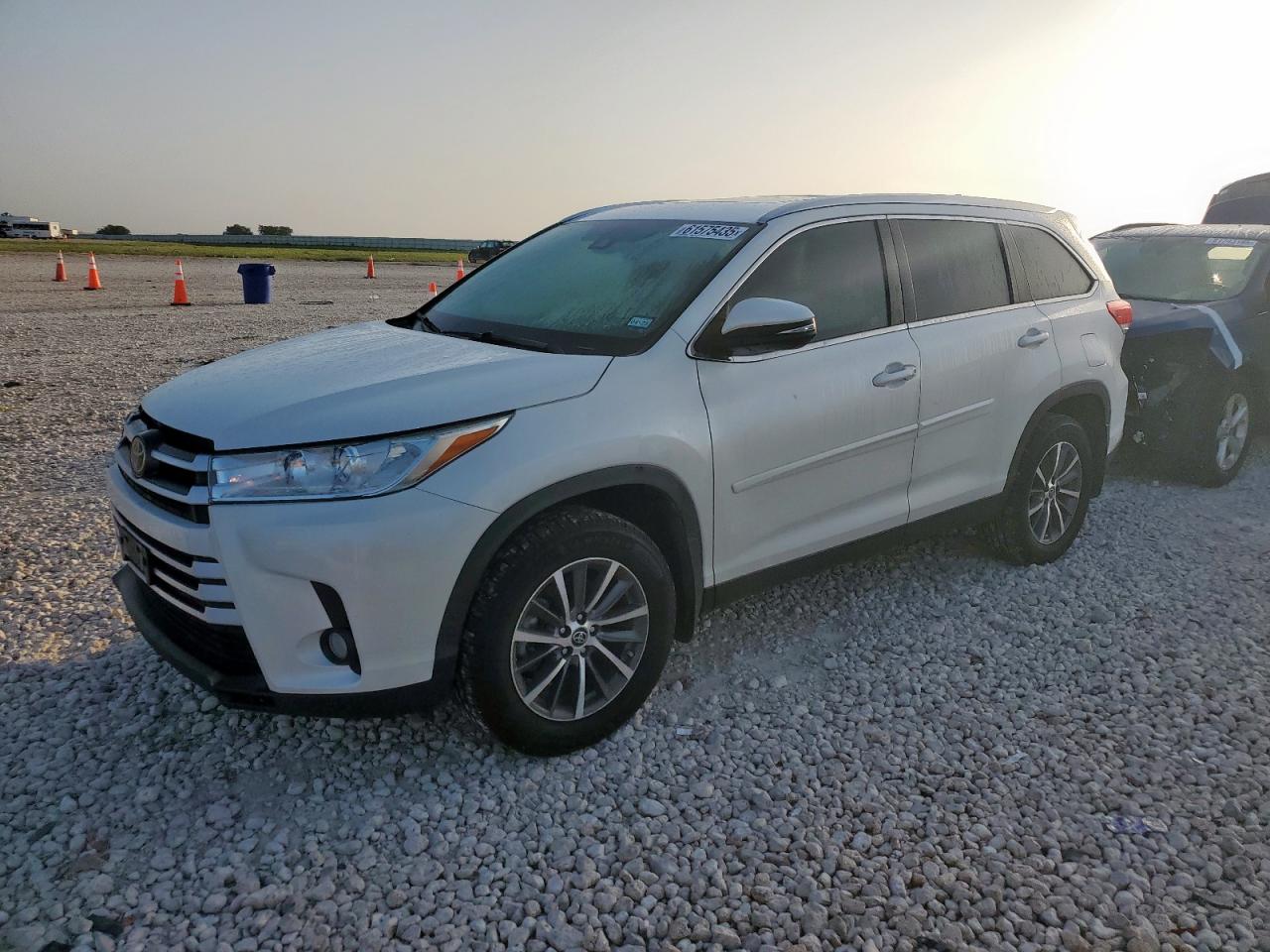 TOYOTA HIGHLANDER 2019