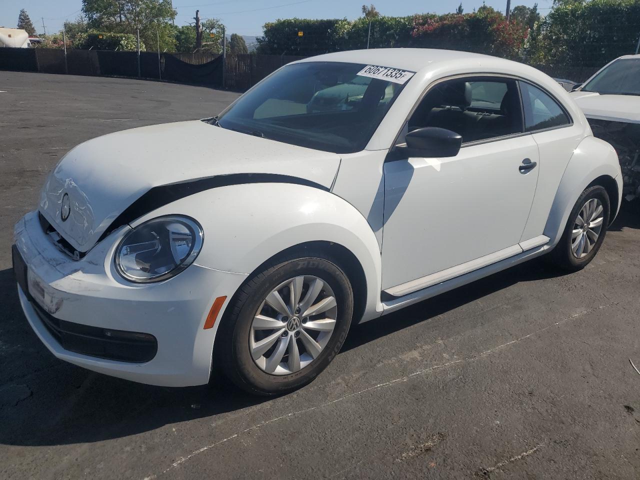 VOLKSWAGEN BEETLE 1.8 2015