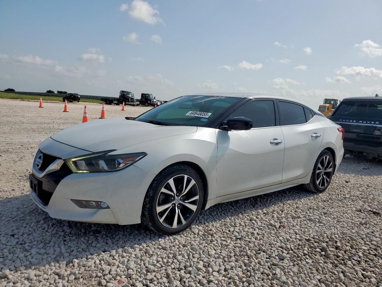 NISSAN MAXIMA 2016