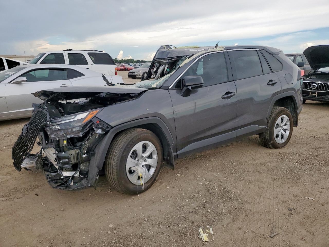 TOYOTA RAV4 LE 2024